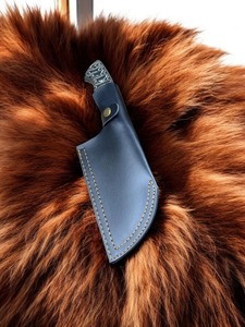 Cuchillo de Chef Ambidiestro Hecho a Mano, Acero Inoxidable, Mango de Micarta, Funda de Cuero, Diseño Moderno, Apto para Lavavajillas, Personalizable - Product Image 6