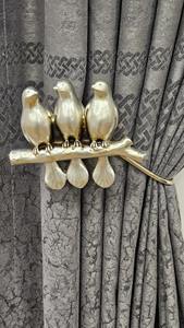 Attaches de rideaux design 3 oiseaux, idéales pour la décoration de salon et d'occasions spéciales, ajoutent de l'élégance et du charme à votre espace de vie principal. - Product Image 2