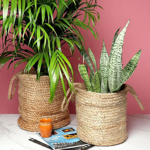 Juego de 2 Cestas Rectangulares Multifuncionales Modernas y Ecológicas de Yute 100% para Almacenamiento o Plantas de Interior - Product Image 1