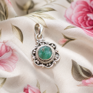 Vintage Natural Green <b>Emerald</b> Flower <b>Pendant</b> Necklace 925 Sterling Silver Rose Gold Yellow Gold Plated Handmade Gemstone Jewelry - Product Image 5