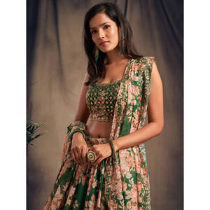 Organza imprimé floral vert Festival Lehenga Choli - Product Image 2