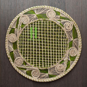 แผ่นรองจานสานจากหญ้าทะเลทรงกลมสไตล์โบโฮ ขนาดเส้นผ่านศูนย์กลาง 35 ซม. ผลิตในเวียดนาม คุณภาพดี ราคาโรงงานโดยตรง รับผลิตแบบ OEM เป็นมิตรต่อสิ่งแวดล้อม ใช้ตกแต่งผนังได้ - Product Image 3