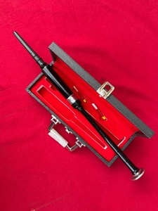 โอเบ็กซ่า แบล็ค โรสวูด แชนเตอร์แบ็กไปป์แบบหลายคีย์ ผิวขัดเงา พร้อมกระเป๋าใส่และรีด 2 ชิ้น - Product Image 5