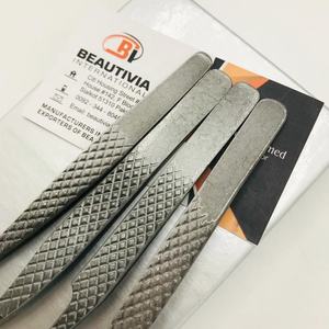 Pinces à extensions de cils professionnelles personnalisables à marque privée, prise en main robuste, testées à la main, en acier inoxydable de qualité chirurgicale - Product Image 6