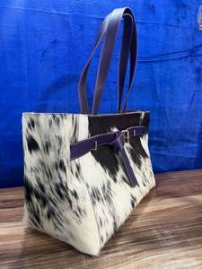 Sac fourre-tout pour femme en fourrure à imprimé animalier style western avec poignées en cuir véritable et fermeture à sangle ouverte pour mariage - Product Image 2