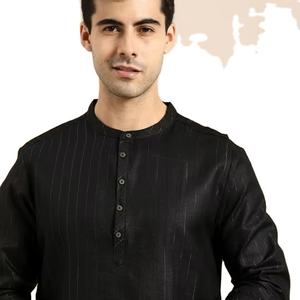 เสื้อยืดลายทางสีดำและแดงสำหรับผู้ชายคอเสื้อโพลีเอสเตอร์แมนดารินแขนยาวตรงสำหรับผู้ชายเสื้อผ้าการผลิตจำนวนมาก - Product Image 1