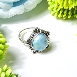 แหวนพลอยโอปอลธรรมชาติประดับเงินแท้ทรงกรอบ รุ่น AG-004 จาก Anvika Gems Jewels เหมาะสำหรับเป็นของขวัญวันครบรอบหรือหมั้นสำหรับผู้หญิง - Product Image 2