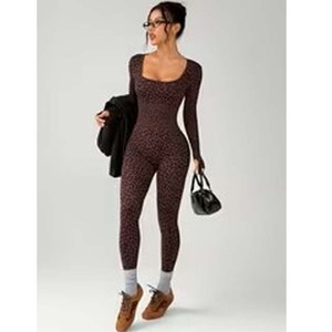 Custom Women Leopard Print Fitness Bodysuit Yoga Wear Women's Clothing European and American Style Slim Fit Zipper - Product Image 6