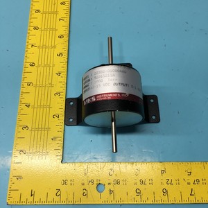 MKS 223BD-01000AAU TYPE 223B BARATRON PRESSURE - Équipement et pièces semi-conductrices d'occasion fiables à l'échelle mondiale - Product Image 6