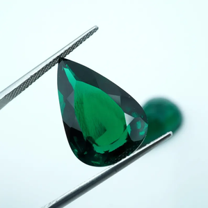 HAYAAT GEMS - Gemas de Esmeralda Verde Cultivadas en Laboratorio, Corte en Forma de Pera Facetado, 22.70 Quilates, Par, Cambio de Color, para la Elaboración de Joyas - Product Image 3