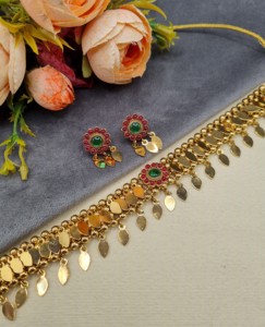 <b>Floral</b> Medallion Leaf Fringe Necklace Matching Earrings Set Gold Plated Ethnic Jewelry Women's Wedding Party Wear Set Collection - Product Image 1