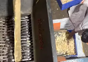 Trituradora de ramas de árboles de primera calidad, de doble eje, eléctrica, semiautomática, para residuos orgánicos. - Product Image 4