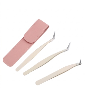Kit de Pinzas para Pestañas Negras Personalizadas con Estuche Protector, Herramientas Profesionales de Precisión para Extensión de Pestañas para Artistas de Belleza - Product Image 6
