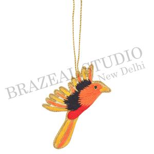 Brazeal Studio - Ornements de Noël personnalisés faits à la main en velours satiné écologique, brodés de perles, fils dorés, fabrication artisanale - Product Image 4