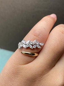 Anillo de Diamantes Cultivados en Laboratorio de 2.00 TCW - Anillo Envolvente con Corte Marquise y Redondo, Joyería Fina - Product Image 3