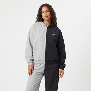 Sudadera con capucha de nailon ligero de corte relajado para mujer, con cremallera completa, bicolor, informal y transpirable. - Product Image 1