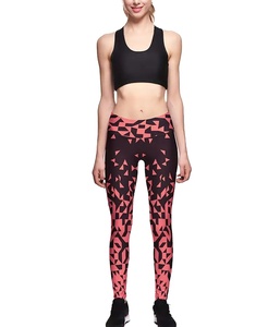 Conjuntos Deportivos Personalizados al por Mayor 2024, Conjuntos de Gimnasio Transpirables y Ecológicos de Secado Rápido, Sujetador Deportivo, Leggings de Cintura Alta con Efecto Levanta Glúteos, Conjunto de Yoga para Mujer - Product Image 1