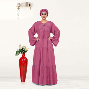 Kaftan chic et modeste en rayonne, coupe maxi à volants et col rond, design décontracté pour l'Aïd et les tenues décontractées de villégiature - Product Image 3