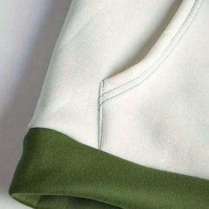 Survêtement à capuche pour homme, couleur verte, blocs de couleurs, manches longues, coupe décontractée, polyester et coton, vêtements d'automne avec poches latérales - Product Image 5