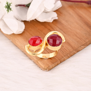 Elegante Anillo de Calcedonia Hidro Ruby y Fucsia, Joyería Hecha a Mano con Estilo para Mujer - Product Image 3
