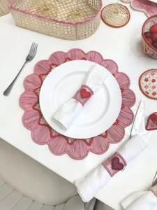 Anneaux de serviette en rotin tressés à la main, design cœur coloré, pour la décoration de table à la maison, au café, lors d'événements et de fêtes - Product Image 6