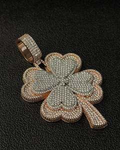 Pendentif Breloque Papillon Personnalisé en Argent 925 Plaqué Or Rose avec Diamant Moissanite VVS Taillé, Bijou Unisexe Hip Hop Certifié IGI - Product Image 3