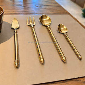 Ensemble de couverts classiques dorés, finition laiton poli miroir, ustensiles de table pour la maison et la cuisine - Vente en gros B2B, export - Product Image 5