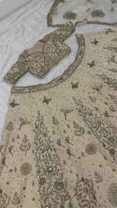 Nouvelle tenue de mariage pour femmes, Lehenga en soie slub lourde avec sequins, travail Dori et Zari, Lehenga Choli avec sequins en filet, Dupatta avec travail Dori. - Product Image 5