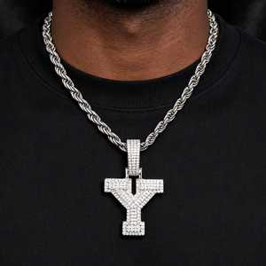 Pendentif lettre en argent 925, taille brillant ronde VVS, sertissage artisanal, pendentif personnalisé de luxe hip-hop unisexe, design raffiné. - Product Image 4