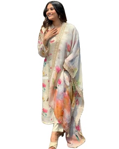 Nouvelle collection de saris en soie, modal et viscose avec broderies fantaisie, superbe combinaison de couleurs pour femmes - Product Image 1
