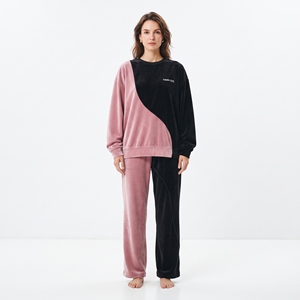 Women's Color Blocking <b>Velvet</b> <b>Tracksuit</b> Set Crew Neck Full Sleeve Elastic Waist Loose Fit Winter Loungewear - Product Image 1