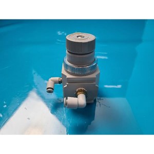 Regulador de Vacío CKD VRA2000-8-100 Usado Como Está, Piezas de Equipos Semiconductores Legacy - Product Image 1