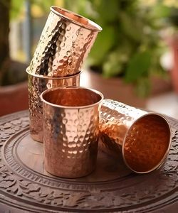 Vaso de Cobre Puro Martillado de 300 ml - Vaso Ayurvédico de Cobre para Beneficios para la Salud - Taza de Agua de Cobre Hecha a Mano al por Mayor - Product Image 6