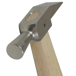 Martillo de relojero estilo suizo para remachar y dar forma, ligero, para trabajos de joyería. Longitud 9-1/8 pulgadas, longitud de la cabeza 2 3/4 pulgadas, ancho de la cara 3/8 pulgadas. - Product Image 4