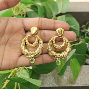 ต่างหูทรงเรขาคณิตประดับด้วยไฮโดรควอตซ์ คาลซิโดนี ทองเหลืองแท้ ชุบทอง 18k ดีไซน์ทันสมัย สวยหรู สง่างาม เหมาะสำหรับผู้หญิง - Product Image 2