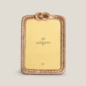 Marco de Fotos de Metal Chapado en Oro, Diseño Vintage, Artesanal, Ligero, Ecológico, Regalo de Boda, Forma Cuadrada - Product Image 4