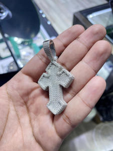 Iced Out Custom Hip Hop colgante VVS diamante 925 plata esterlina VVS Moissanite Cruz inicial colgante hombres encantos joyería fina - Product Image 2