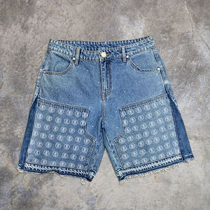 Pantalones Cortos Vaqueros Baggy para Hombre con Dobladillo Deshilachado, Pedrería y Apliques Bordados - Estilo DENIM Personalizado - Product Image 3