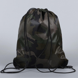 Sacs à dos à cordon personnalisés en polyester imperméable et écologique, avec logo sérigraphié, pour le football et les sports, multicolores - Product Image 6