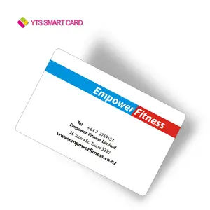 YTS New Hot personalizza l'alta qualità business pvc NFC card con chip ntag216