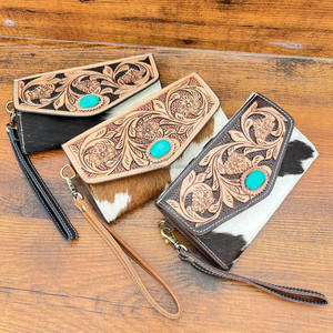 Nouveau portefeuille de bracelet pour femmes en cuir de vachette Vintage occidental personnalisé Design floral usiné à la main avec accent de pierre turquoise - Product Image 5