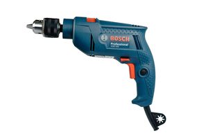 Taladro percutor con cable GSB 550 Freedom Kit con mandril ergonómico de agarre suave, diseñado para perforar en ladrillo, hormigón y piedra. - Product Image 3