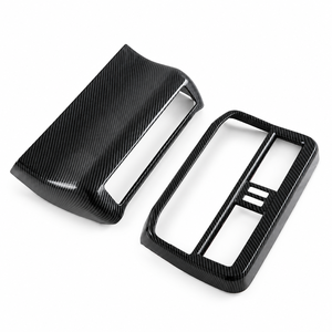 Pour TOYOTA Land Cruiser LC300 2022-2024 Accessoires en fibre de carbone pour l'extérieur de la voiture, cadre de décoration de la console arrière, couvercle de la grille d'aération - Product Image 2