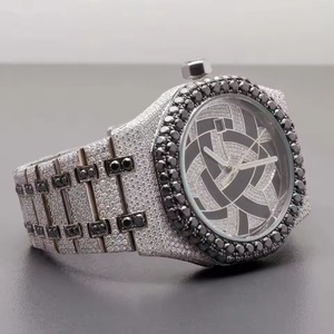 Montre tonneau de luxe unisexe en acier inoxydable, lunette sertie de diamants, cadran noir, quartz analogique, fermoir pliant, 41 mm - Product Image 3