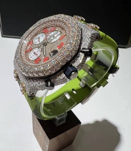 Reloj de Hombre de Lujo Clásico de Alta Calidad con Diamantes Tallados, Correa Negra Personalizada de Acero Inoxidable, Esfera con Movimiento de Cuarzo, Completamente Adornado con Diamantes - Product Image 3
