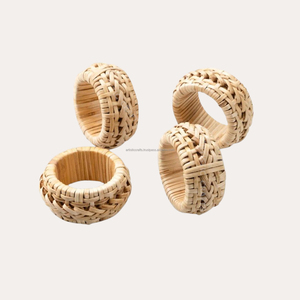 Porte-serviettes en rotin de bambou naturel Design unique pour la maison, la cuisine, la salle à manger et les dîners - Product Image 1