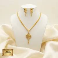 ALANKEET CREATIONS LLP Set Liontin Rantai Kotak Bentuk Bunga Berlapis Emas/Perak/Emas 24K untuk Pernikahan Wanita (Custom)