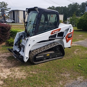 รถตักล้อยางขนาดเล็ก Bobcat T450 ที่เชื่อถือได้ ออกแบบมาเพื่อการเคลื่อนย้ายดิน การปรับระดับ และการจัดการวัสดุอย่างมีประสิทธิภาพ - Product Image 4