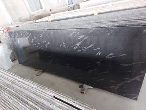 Dalles de pierre naturelle en granit noir pour la construction et la décoration intérieure, disponibles en gros pour la vente - Product Image 3