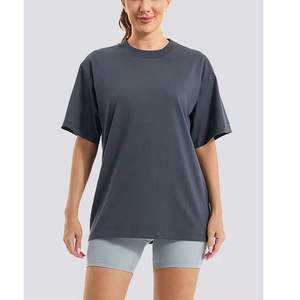 เสื้อยืดแขนสั้นสีเทาเข้มสำหรับผู้หญิง ผ้าโพลีเอสเตอร์ 100% ระบายอากาศได้ดี เหมาะสำหรับฤดูร้อน - Product Image 1